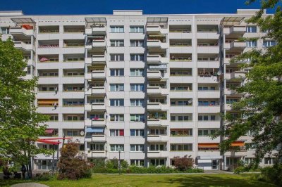 Schöne Wohnung: weitläufige 4-Zimmer-Wohnung mit Balkon!