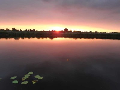Vierseitenhof am Pritzerber See mit einem Wohnhaus und einem Mehrfamilienhaus, Natur pur