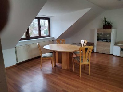 Helle 2-Zimmer Loft-Wohnung im 2. OG in Gräfelfing