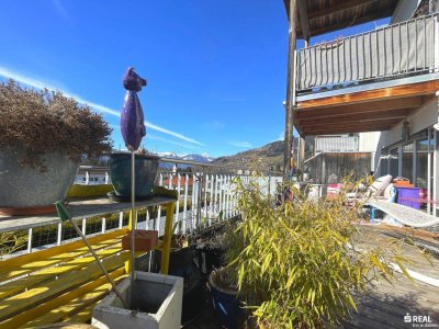 Moderne Terrassenwohnung oberhalb von Seeboden - großzügige Panoramaterrasse!