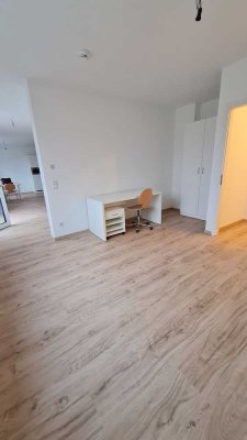 Im Sprengelkiez * Möblierte 2-Zi. * Balkon * auf Wunsch Stellplatz *