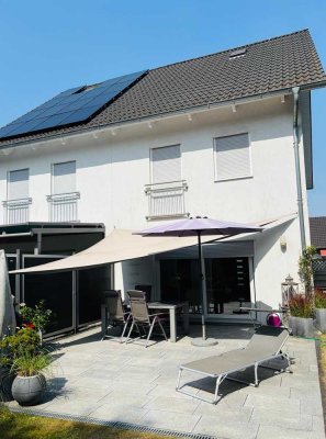 Modernes Wohnen: Doppelhaushälfte mit lichtdurchfluteten Grundriss  in ruhiger Anliegerstraße