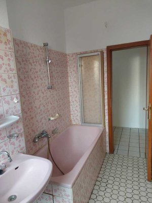 3,5-Zimmer Wohnung in Gelsenkirchen-Schalke-Nord mit Garage