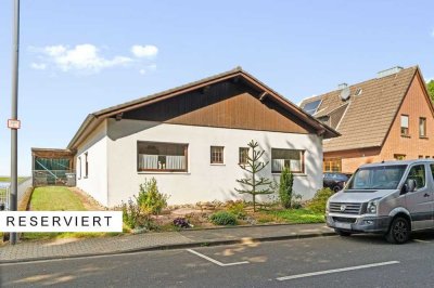 *RESERVIERT* Bungalow mit Charme und Weitblick – Wohnen, Leben und Genießen in Baesweiler-Loverich