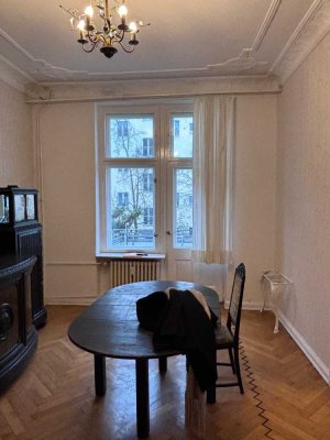 Lichtdurchflutete 4-Zimmer Wohnung in Berlin-Steglitz