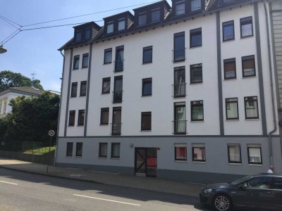 Sehr schöne 3-Zimmerwohnung mit Balkon. 2 Stellplätze möglich
