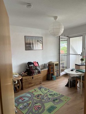 großzügige 4-Zimmer-Wohnung mit Balkon und Einbauküche in Calw-Heumaden