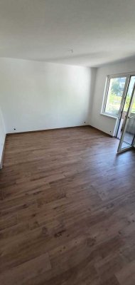 Mieter gesucht für Wohnung mit 88qm und 2 Balkonen