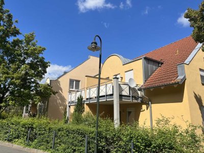 bezugsfreie 1-Zimmerwwohnung in Meißen+ Baujahr 1994+neuer Boden (2025)-+TG-Stellpatz