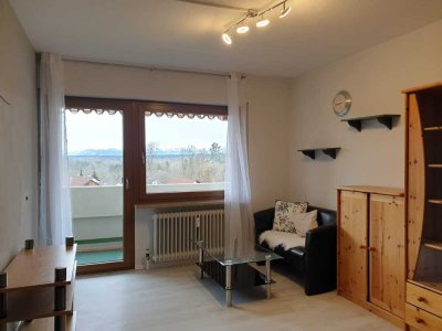 renoviertes, möbliertes Apartment mit sonnigem Balkon