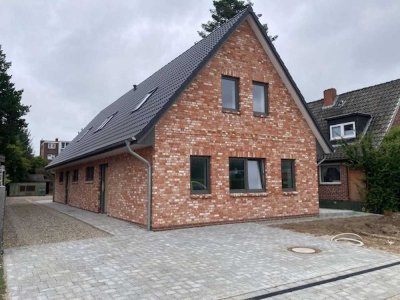2 Zimmerwohnung: Ebenerdig, Erstbezug in einer sehr ruhigen, bevorzugten Wohnlage