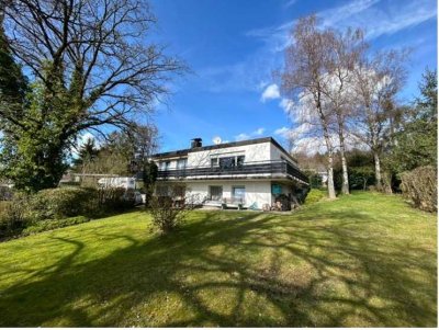 Einfamilienhaus zum Wohlfühlen, direkt am Waldrand mit Fernblick