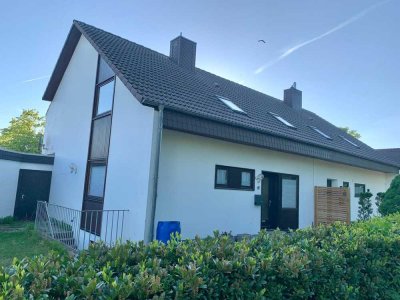 -Von Privat- Doppelhaushälfte mit Garten in Achim Baden