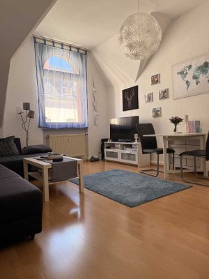 Gemütliche u. zentrale 2-­Zimmer Wohnung in Wiesbaden Westend