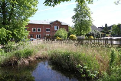 Gepflegtes Mehrfamilienhaus (11 Einheiten) mit historischem Charme in zentraler Lage von Lasbek-Dorf