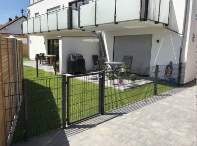 Zu vermieten ist eine moderne, lichtdurchflutete 2ZKB Whg mit gehobener Ausstattung