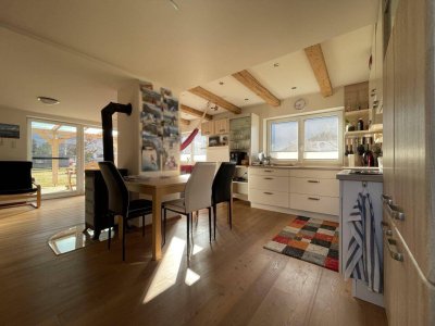 Wohnhaus - Ferienhaus mit TOP Ausstattung, Nebengebäude und Carports