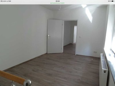 Lichtdurchflutete 3 Zimmerwohnung