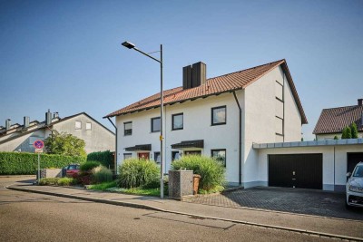 Gepflegte Doppelhaushälfte in Straubing mit Balkon, Terrasse & ausgebautem Dachgeschoss
