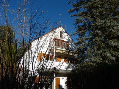 Helle 2-Zimmer-Dachgeschosswohnung in Ramersdorf-Perlach mit Südbalkon & Tiefgaragenstellplatz