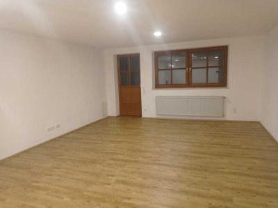 Gemütliche 3-Zimmer-Wohnung am Ortsrand von Privat