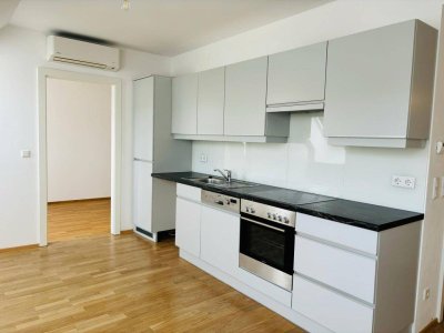 Moderne Dachgeschoßwohnung! 2 Schlafzimmer + Wohnküche