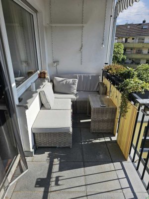 Bonn Zentrum/ Castell , Gut geschnittene Wohnung mit Balkon und EBK