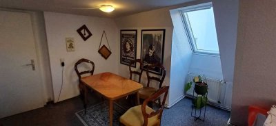 2-Zimmer Dachgeschosswohnung mitten in der Lüneburger Innenstadt