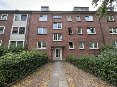 Renoviert!Sanierter Parkettboden! DG-Whg zur Miete Hamburg-Wandsbek-Wentzel Dr.