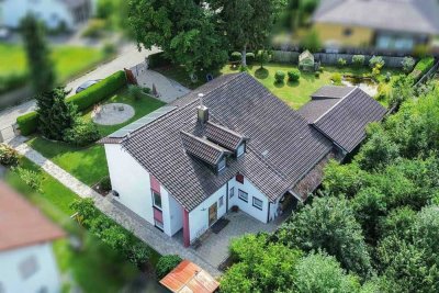Wertiges Einfamilienhaus mit parkähnlichem Grundstück!