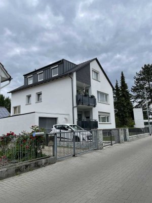 Gepflegte 3-Zimmer-Dachgeschosswohnung mit Einbauküche in Sulzbach