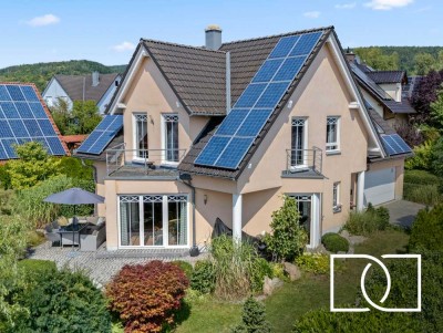 Rarität! Stilvolles Architektenhaus mit großem Garten und Wellnessbereich in Traumlage bei Kulmbach
