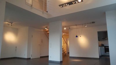 Exklusive 3,5-Zimmer Maisonette-Wohnung im 3. OG mit Balkon in Stuttgart Ost