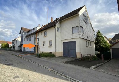 Modernisierungsbedürftige Mehrfamilien-DHH in gefragter Lage