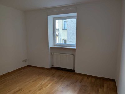 1,5 Zimmer Altbau-Wohnung Zentral, sehr ruhig im Hinterhof