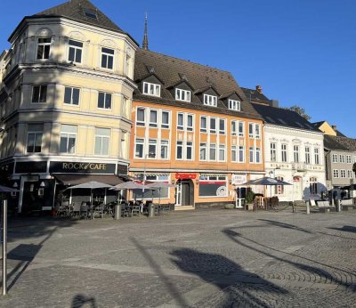Großzügige 2 Zi. Whg - 64 qm-Wohnfläche mit Hafenblick