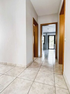 **MIT EIGENEM GARTEN**Gemütliches wohnen mit XXL-Sonnenterrasse in Alt-Meckenheim!