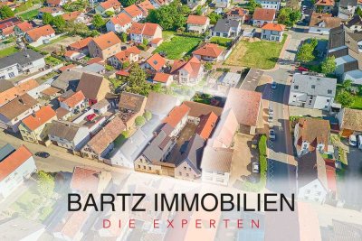 Ehemaliges Landgut unterteilt in 4 Wohneinheiten, tollem Außenbereich & viel Gestaltungspotenzial