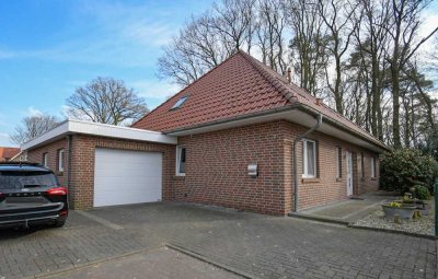 6556 - Äußerst gepflegtes Einfamilienhaus mit Garage in ruhiger Sackgassenlage