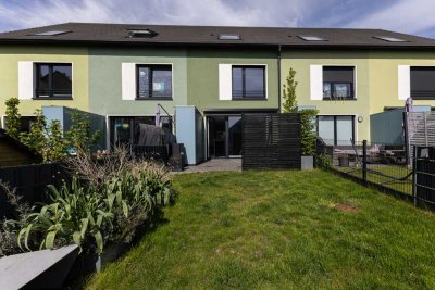 Sonniges Familienglück - großes MRH mit Tiefgaragen- und Freistellplatz, Garten und viel Staufläche!