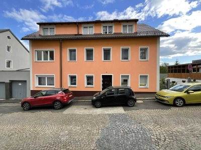 Top gepflegtes Mehrfamilienhaus !!