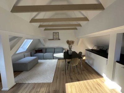 Stylische DG Wohnung in Top Lage