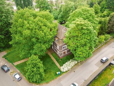 Leerstehendes Mehrfamilienhaus mit viel Potenzial