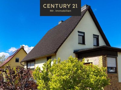 Urlaub beginnt vor der Haustür Einfamilienhaus mit Einliegerwohnung nur 5 Gehminuten vom Wasser