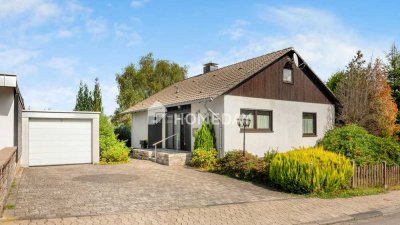 Erbbaurecht: Charmantes Einfamilienhaus in ruhiger Lage mit großem Garten