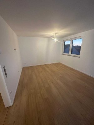 Hochwertige 4-Zimmer Wohnung im DG in Sindelfingen