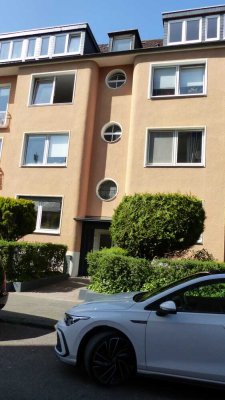 Eigentumswohnung in Köln Deutz mit separatem Appartement im Souterrain - Wohnfläche 114 m²