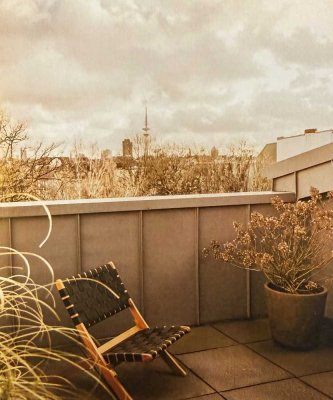 Penthouse-Maisonette (2019) mit Aufzug & Dachterrasse in Hoheluft-West