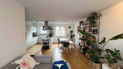 Freundlich und modern! 2,5-Zimmer-Wohnung mit Balkon in zentraler Lage von Obergiesing