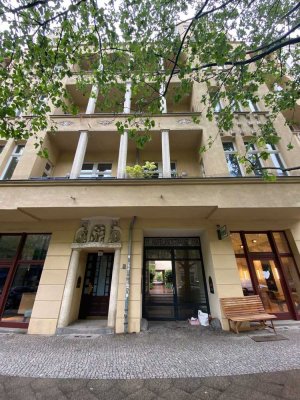 **Schöne 4-Zimmer-Erdgeschosswohnung mit Terrasse im beliebten Bützowviertel**
